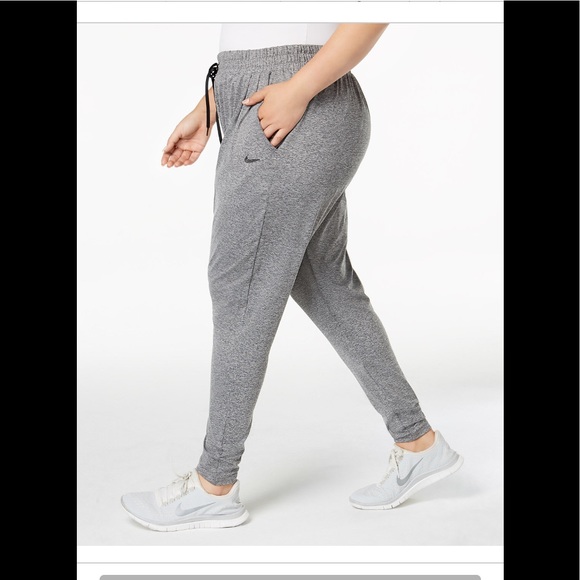 Nike Pants - NWT! Nike Plus Size Yoga Dri-Fit training pants